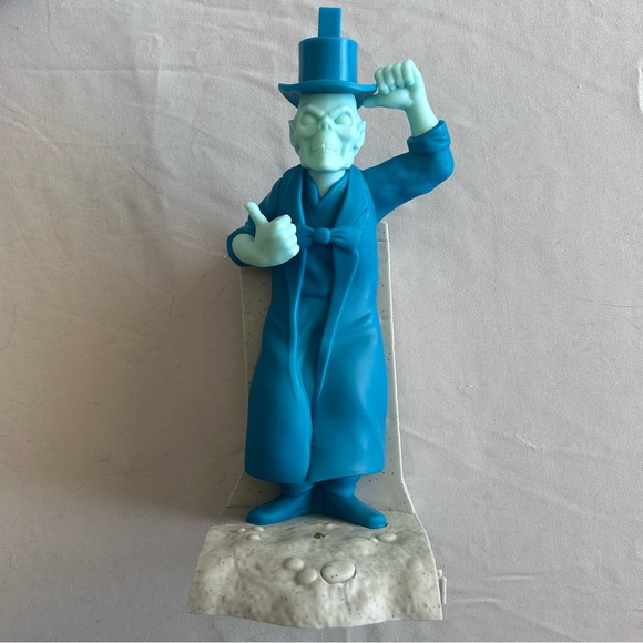 Hitchhiking Ghosts Disneyland Souvenirs - Picture 4 of 9